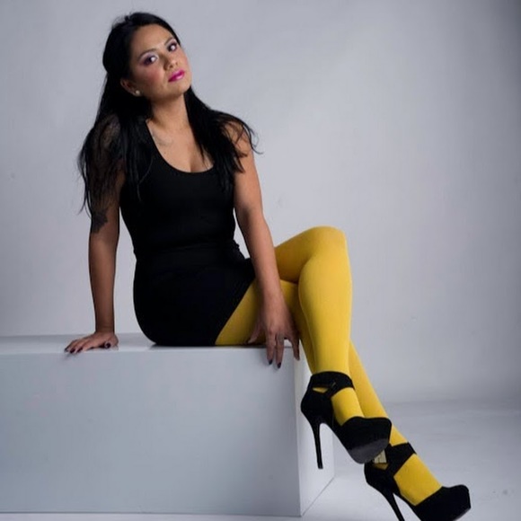 Meet your Posher, Edith - Picture 1 of 1